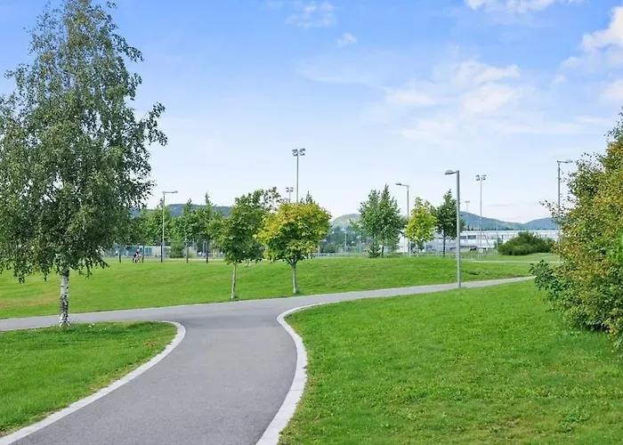 Scandpoint Fornebu Near Sea Front With Outdoor Walk! Apartmán *
